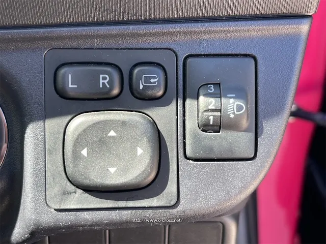 この度は当店のお車をご覧になっていただき、誠にありがとうございます。 トヨタ アクア