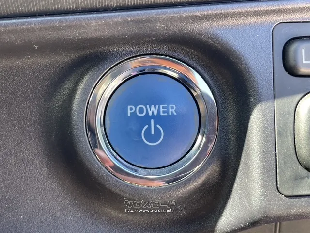 知識がなくても大丈夫です!皆様のご来店をスタッフ一同、心よりお待ちしております トヨタ アクア