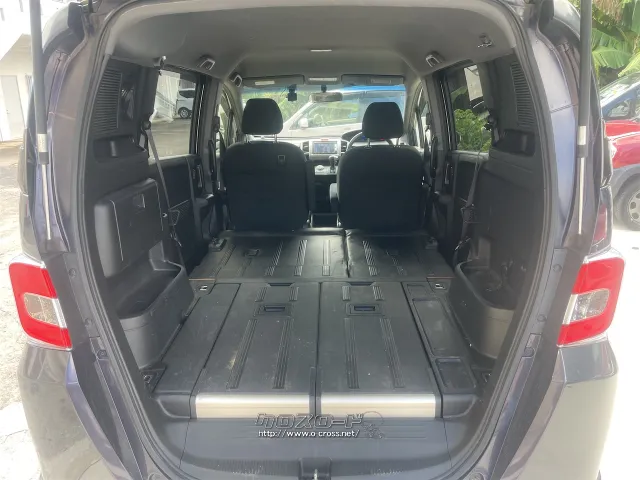 この度は当店のお車をご覧になっていただき、誠にありがとうございます。 ホンダ フリードスパイクハイブリッド