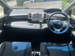 ホンダ フリードスパイクハイブリッド