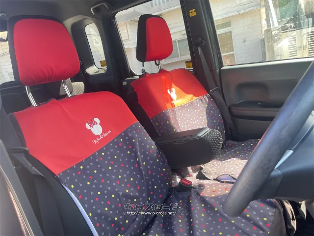 車を運転する際には運転席の存在は欠かせません。 ダイハツ ウェイク