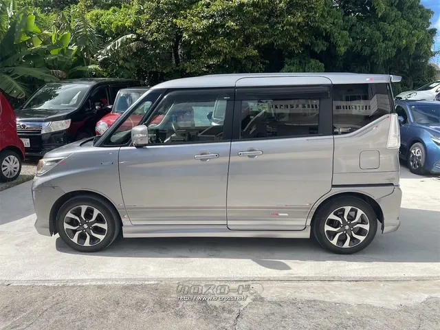 知識がなくても大丈夫です!皆様のご来店をスタッフ一同、心よりお待ちしております スズキ ソリオ