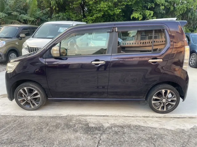 知識がなくても大丈夫です!皆様のご来店をスタッフ一同、心よりお待ちしております スズキ ワゴンR