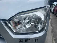 ダイハツ ミライース