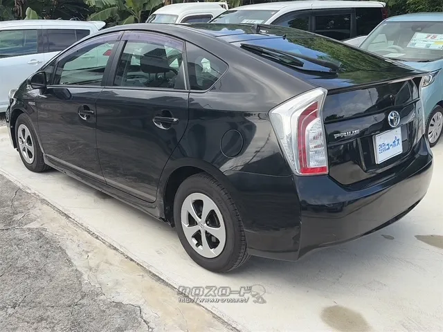 この度は当店のお車をご覧になっていただき、誠にありがとうございます。 トヨタ プリウス