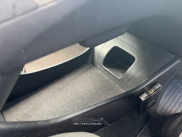 在庫確認などに関しては、お気軽にお問い合わせください。 トヨタ プリウス