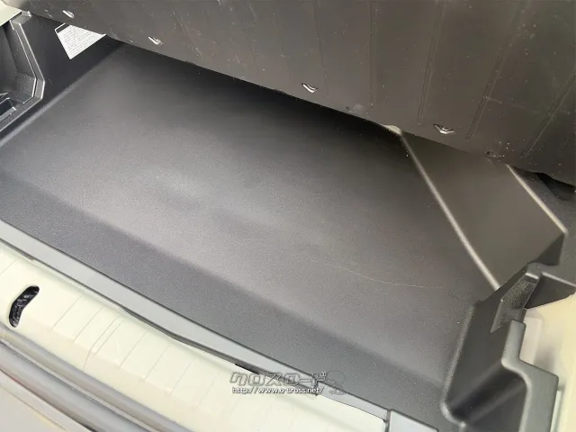 この度は当店のお車をご覧になっていただき、誠にありがとうございます。 トヨタ プリウス