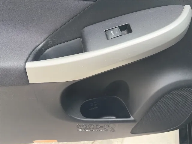 この度は当店のお車をご覧になっていただき、誠にありがとうございます。 トヨタ プリウス