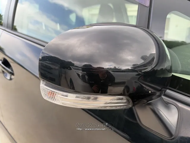 在庫確認などに関しては、お気軽にお問い合わせください。 トヨタ プリウス