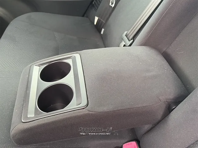 在庫確認などに関しては、お気軽にお問い合わせください。 トヨタ プリウス