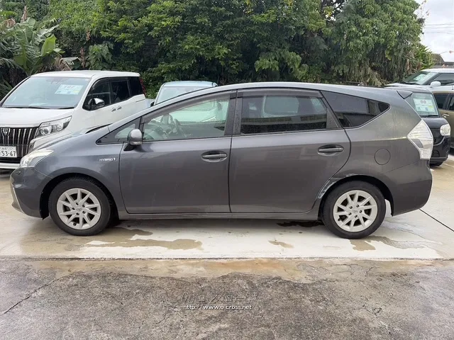 トヨタ プリウスα