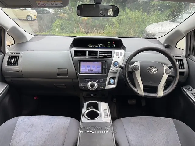 トヨタ プリウスα