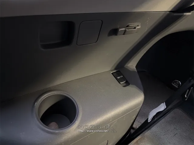 トヨタ プリウスα