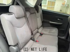 トヨタ プリウスα