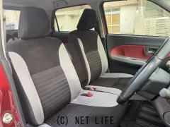 ダイハツ キャスト