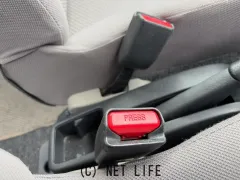 ダイハツ ミライース