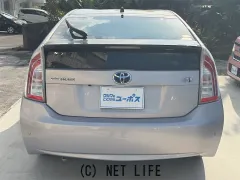 トヨタ プリウス