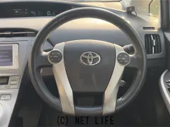 トヨタ プリウス