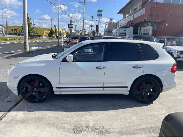 オートハッチバックで楽々荷物の出し入れが可能です('◇')ゞ ポルシェ カイエン