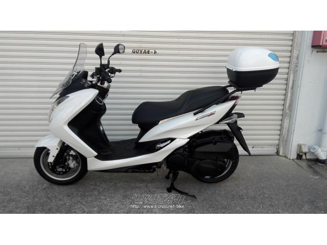 ホワイト×ブラックカラー‼︎【YAMAHA マジェスティ】追加カスタムもOK‼︎ インプレ】ヤマハ「マジェスティS」155ccで高速道路もOK！ 便利な
