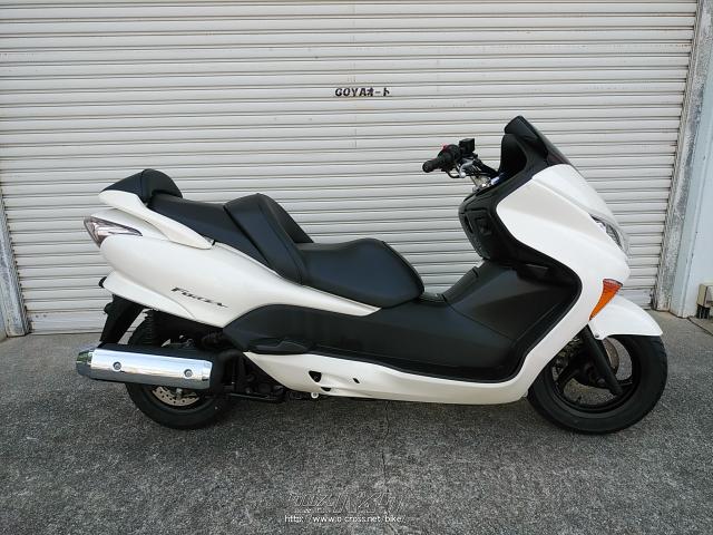 ホンダ　フォルツァ　 250cc 白 ホンダ フォルツァ 250・白・250cc・ゴヤオート 宜野湾店・9,438km