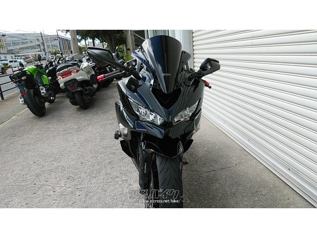 カワサキ ニンジャ ZX25R-SE・2021(R3)初度登録(届出)年・黒