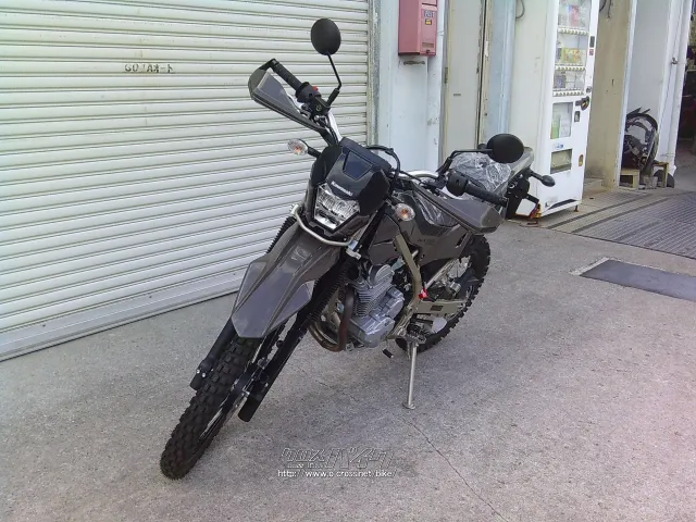 カワサキ KLX230 SHERPA・2025(R7)初度登録(届出)年・グレー・232cc