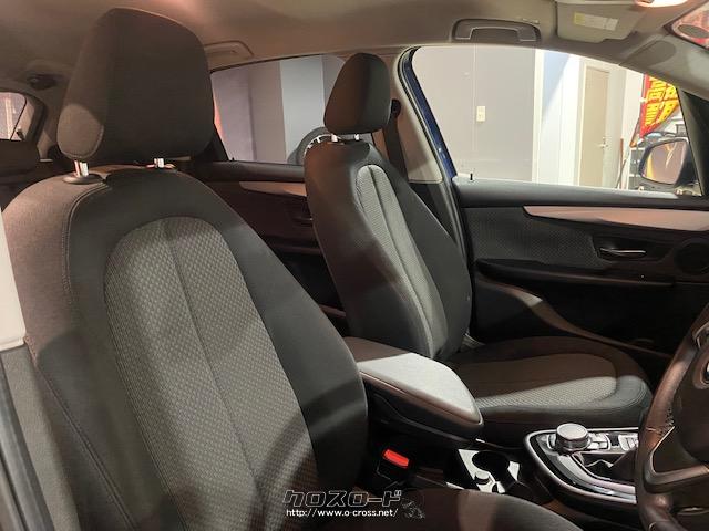 ホールド感とクッション性を兼ね備えたフロントシート BMW 2シリーズクーペ