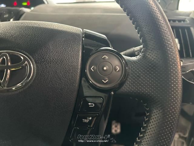 ハンドル右で液晶の操作ができます トヨタ プリウスα