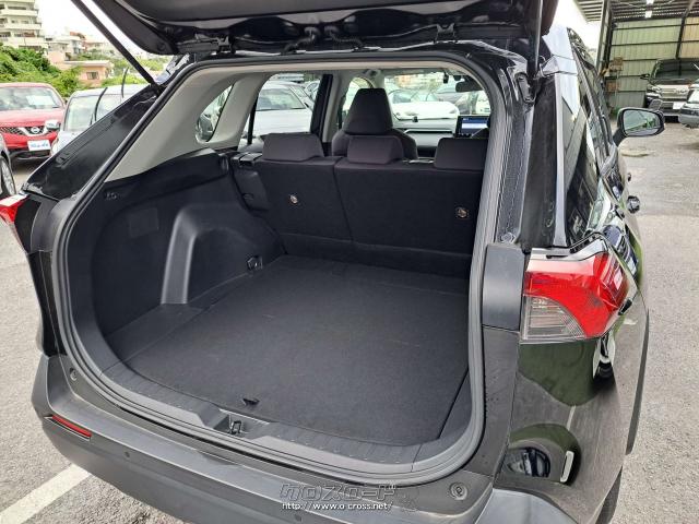 荷室スペースも広々大活躍 トヨタ RAV4