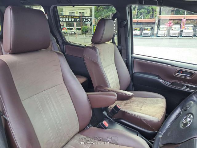 無料でローン審査やってます トヨタ エスクァイア