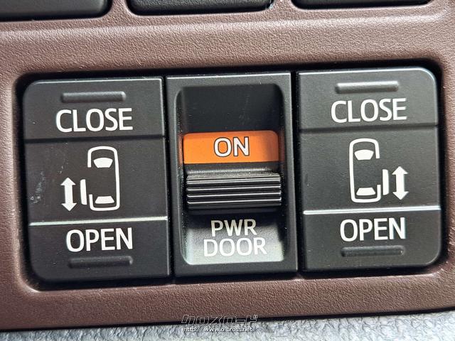 お問合せはユーポスコザ店まで/098-934-8277/お待ちしております トヨタ エスクァイア