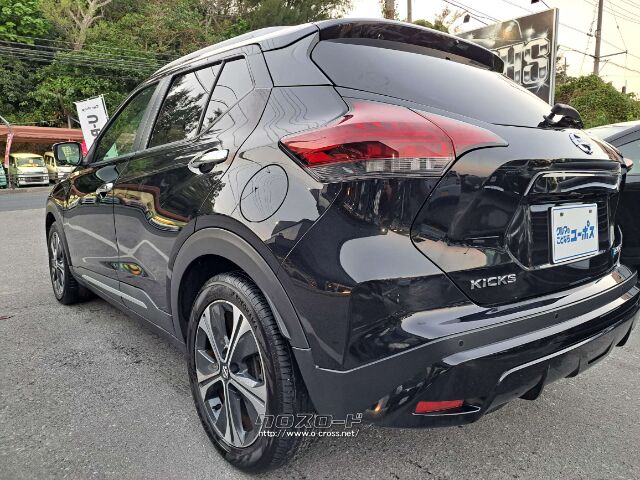 安心のコーナーセンサー付き 日産 キックス