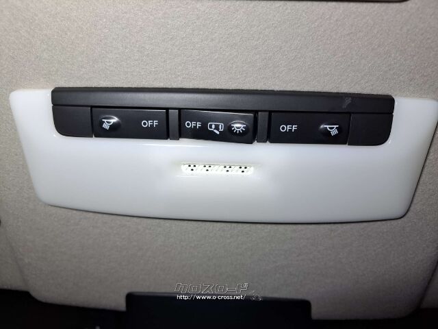 お問合せはユーポスコザ店まで/098-934-8277/お待ちしております 日産 キックス