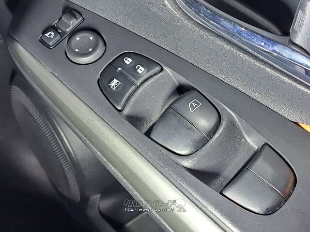 お問合せはユーポスコザ店まで/098-934-8277/お待ちしております 日産 キックス