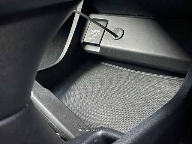 「お問合せはユーポスコザ店まで/098-934-8277お待ちしております」 ホンダ ヴェゼル