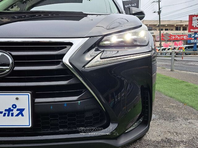 レクサス　NX200t 330px-Lexus_NX200t_F_SPORT_(