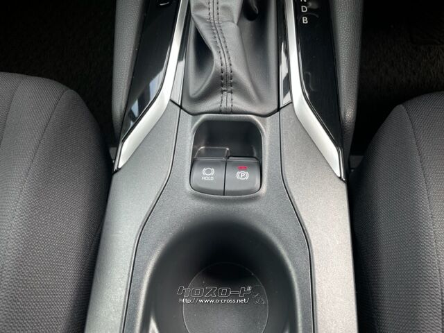 「お問合せはユーポスコザ店まで/098-934-8277お待ちしております」 トヨタ カローラクロス