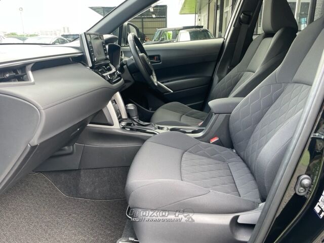 「お問合せはユーポスコザ店まで/098-934-8277お待ちしております」 トヨタ カローラクロス