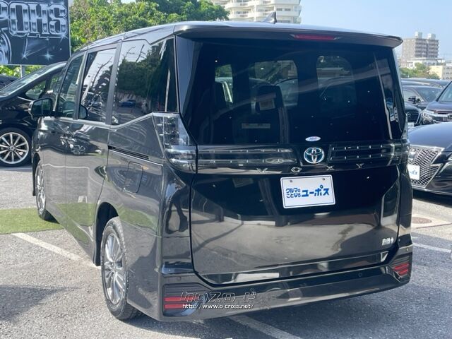 気になる燃費はWLTCモード燃費23km/リットル トヨタ ヴォクシー