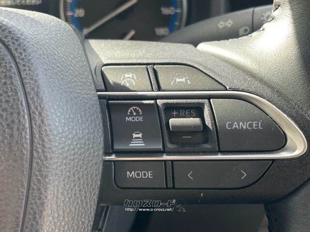 ハンドル右でクルーズコントロール操作できます トヨタ ヴォクシー