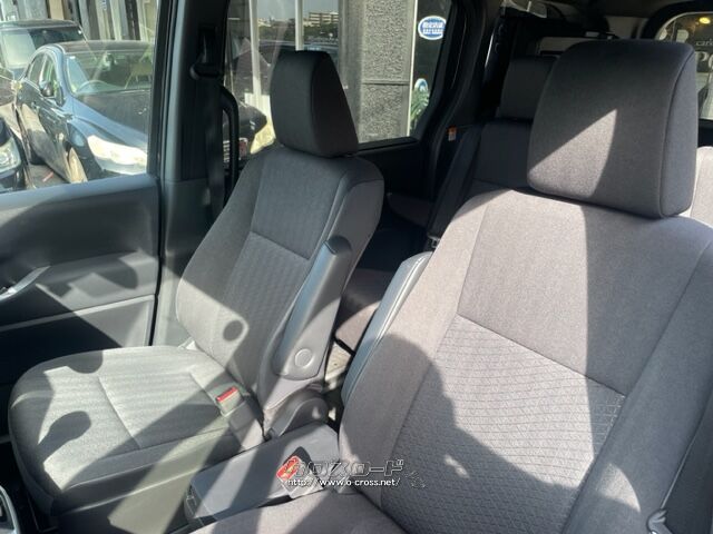 「お問合せはユーポスコザ店まで/098-934-8277お待ちしております」 トヨタ ヴォクシー