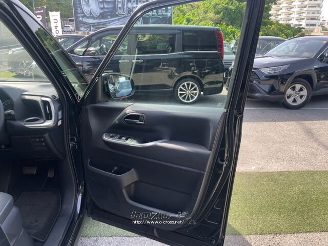 「お問合せはユーポスコザ店まで/098-934-8277お待ちしております」 トヨタ ヴォクシー