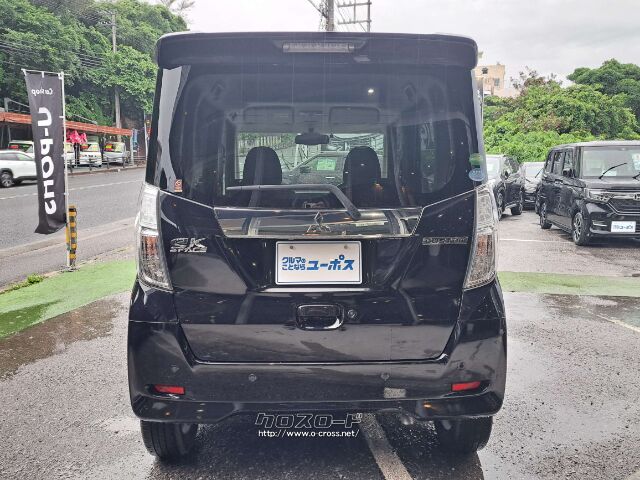 気になる燃費はJC08モード燃費22.2km/リットル 三菱 eKスペース