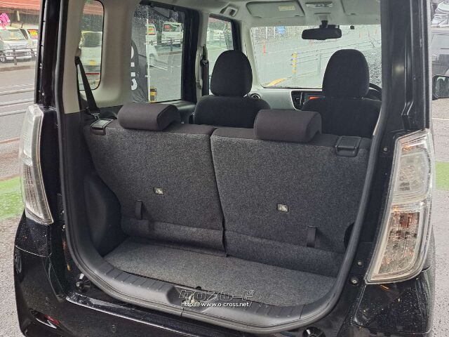 荷室も高さがあり広々空間を確保 三菱 eKスペース