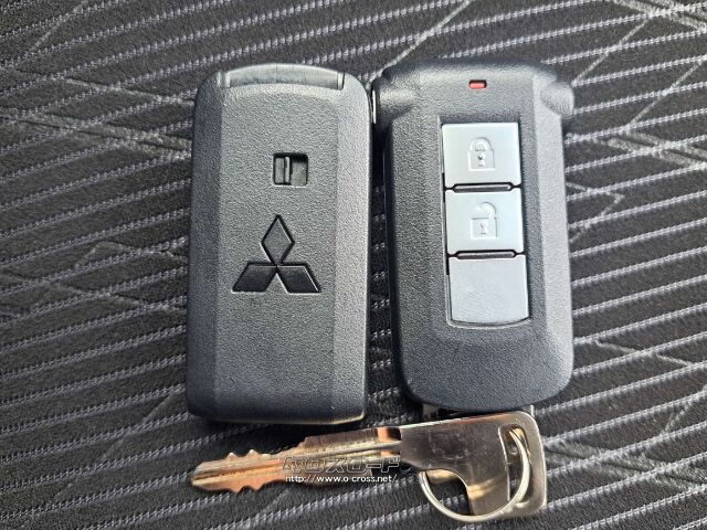 お問合せはユーポスコザ店まで/098-934-8277/お待ちしております。 三菱 eKスペース