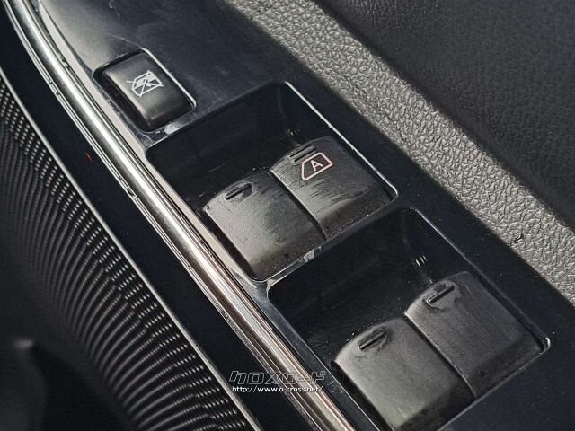 お問合せはユーポスコザ店まで/098-934-8277/お待ちしております。 三菱 eKスペース