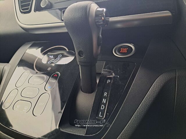 お問合せはユーポスコザ店まで/098-934-8277/お待ちしております。 三菱 eKスペース