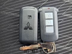 三菱 eKスペース