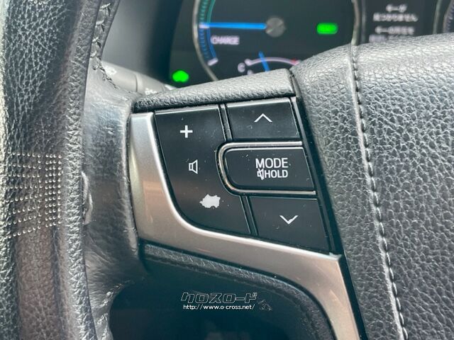 ハンドル左でオーディオ操作が出来ます。 トヨタ クラウンロイヤル